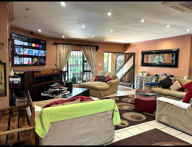 3 BEDROOM HOUSE FOR SALE IN WITPOORTJIE